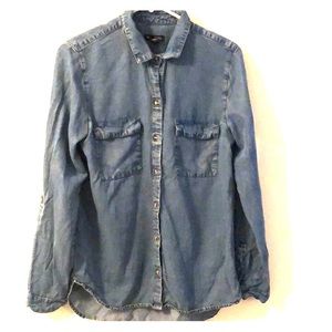 Gap boyfriend fit jean shirt